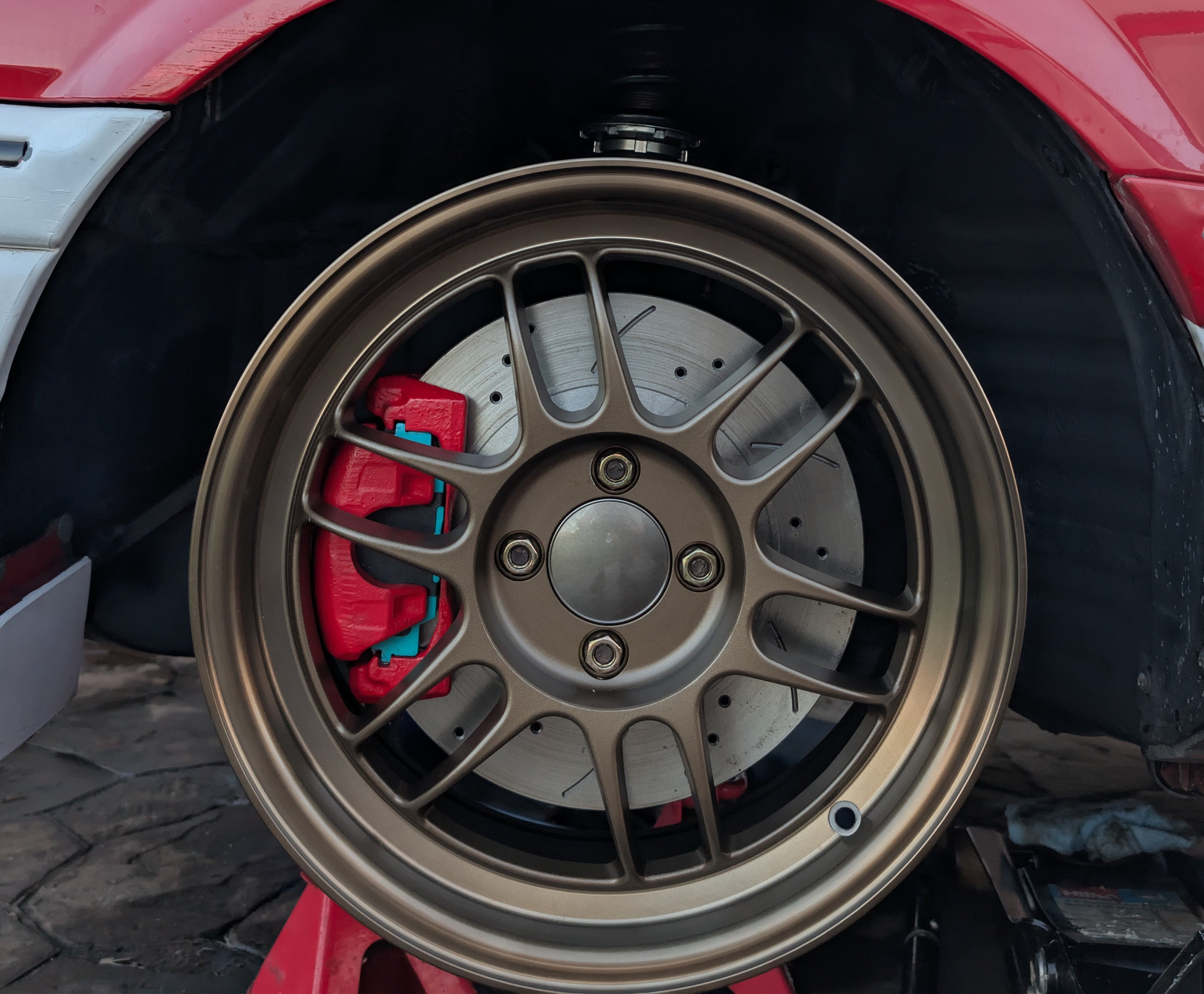 Rover 200/400 R8 XW 300mm front brake discs. (Redrilled) BIG brake kit